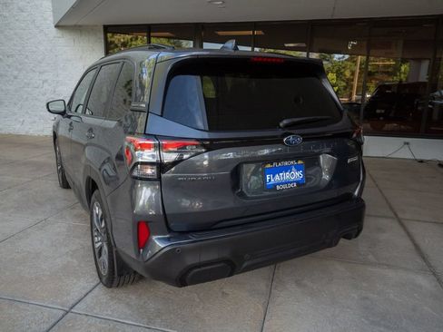 Used 2025 Subaru Forester Touring w/ Touring Package AWD/4WD image 5