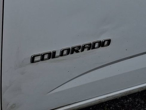 Used 2019 Chevrolet Colorado W/T w/ WT Convenience Package AWD/4WD image 7