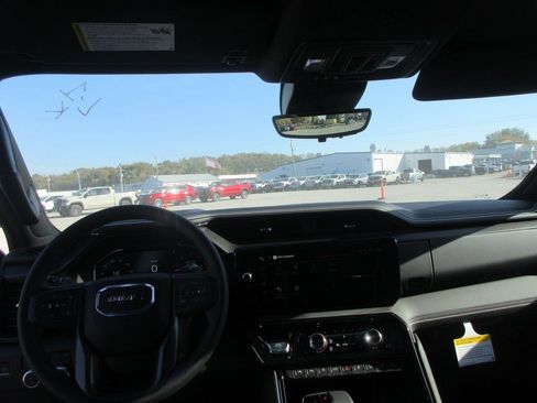 New 2026 GMC Sierra 1500 AT4X image 18