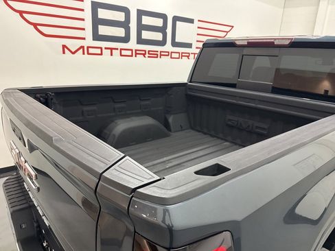Used 2019 GMC Sierra 1500 SLT image 12