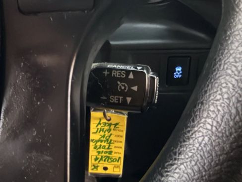 Used 2016 Toyota Tundra SR image 40