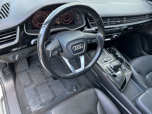 Used 2017 Audi Q7 2.0T Premium Plus w/ Premium Plus Package AWD/4WD image 4
