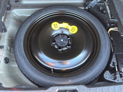 Used 2020 Volvo S60 T5 Momentum image 37