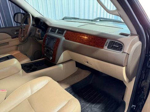 Used 2012 Chevrolet Silverado 1500 LTZ w/ LTZ Plus Package AWD/4WD image 33