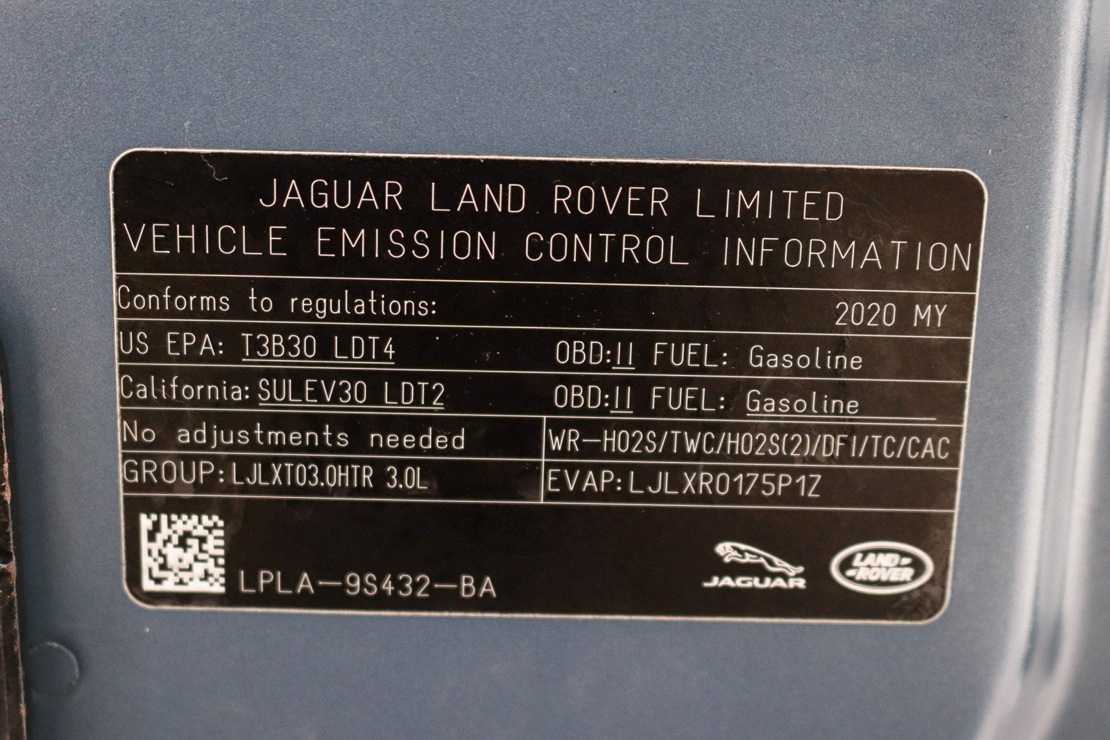 Used 2020 Land Rover Defender 110 SE AWD/4WD image 34