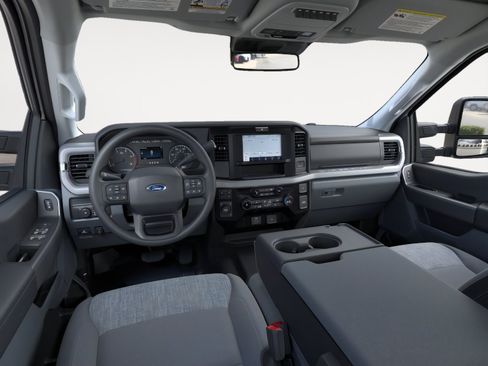 New 2026 Ford F550 4x4 Crew Cab w/ XLT Value Package image 9