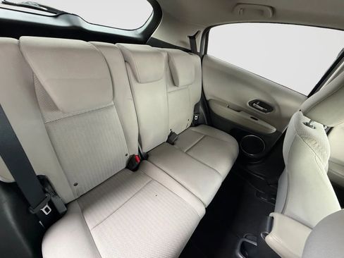 Used 2017 Honda HR-V EX image 18
