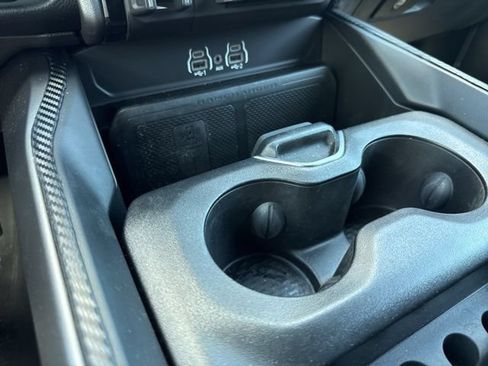 Used 2025 RAM 1500 Big Horn AWD/4WD image 11