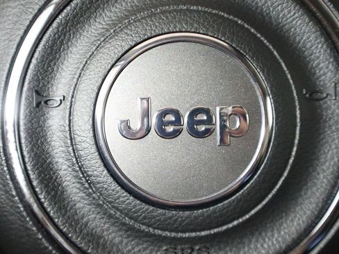 Used 2021 Jeep Compass Latitude w/ Driver Assistance Group image 46