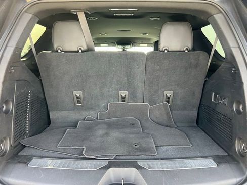 Used 2021 Chevrolet Tahoe RST w/ Luxury Package image 38