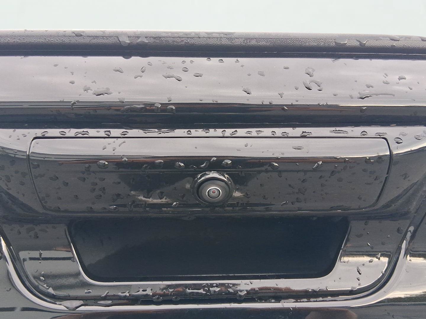 Used 2025 RAM 1500 Laramie w/ Night Edition AWD/4WD image 8