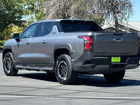 Used 2026 Chevrolet Silverado EV Trail Boss AWD/4WD image 3