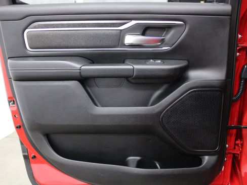 Used 2019 RAM 1500 Big Horn AWD/4WD image 13