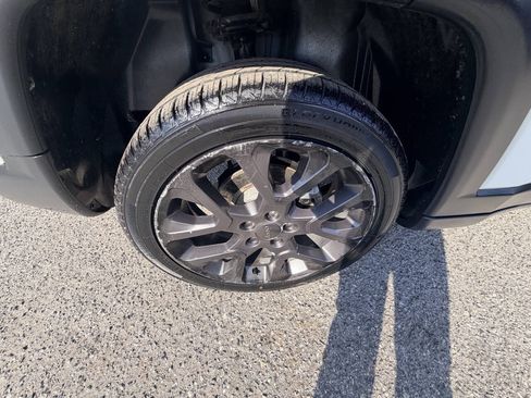 Used 2018 Jeep Compass Sport FWD image 29