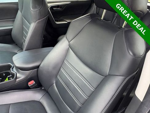 Used 2023 Toyota RAV4 XLE Premium FWD image 29