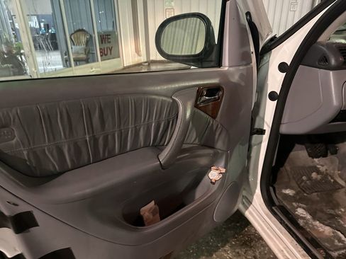 Used 2000 Mercedes-Benz ML 320 4MATIC image 16