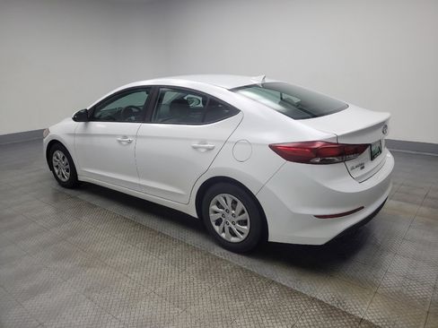 Used 2017 Hyundai Elantra SE image 3