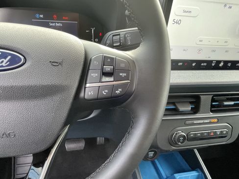 Used 2025 Ford Maverick XLT w/ XLT Luxury Package AWD/4WD image 21