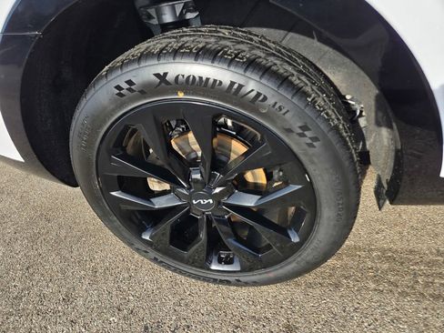 Used 2023 Kia Sorento SX AWD/4WD image 45