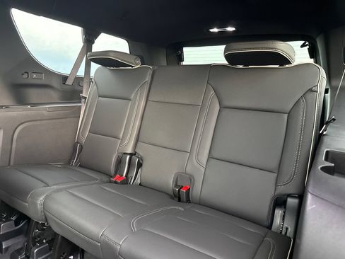 New 2026 GMC Yukon XL Elevation w/ Elevation Premium Package AWD/4WD image 34