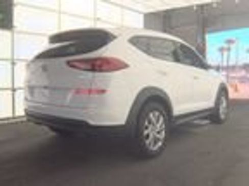 Used 2021 Hyundai Tucson Value FWD image 2