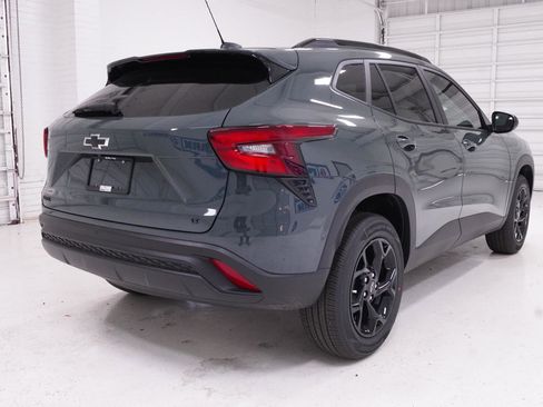 New 2026 Chevrolet Trax LT w/ Driver Confidence Package image 5