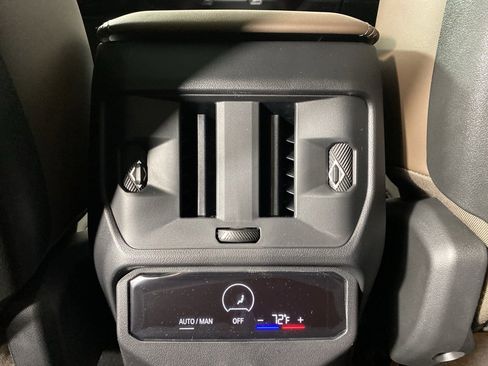 New 2026 BMW X3 xDrive30 w/ Premium Package image 19