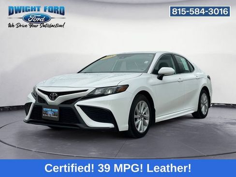 Used 2023 Toyota Camry SE FWD image 1
