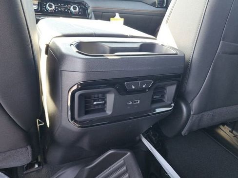 New 2026 GMC Sierra 1500 AT4 w/ AT4 Premium Package AWD/4WD image 17