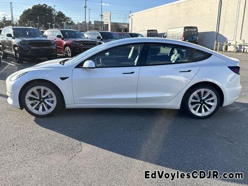 Used 2022 Tesla Model 3 Long Range image 7
