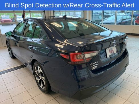 Used 2025 Subaru Legacy Premium AWD/4WD image 11