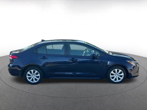 Used 2025 Toyota Corolla LE FWD image 16