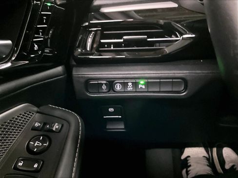 Used 2023 Acura MDX FWD w/ Technology Package image 36