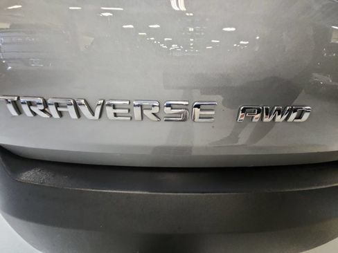 Certified 2023 Chevrolet Traverse LT w/ LT Premium Package AWD/4WD image 39