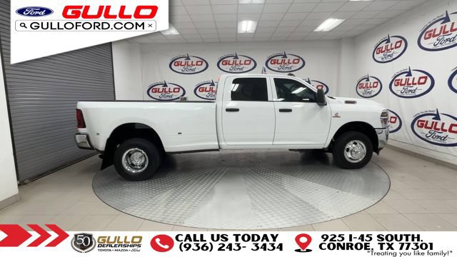 Used 2026 RAM 3500 Tradesman w/ Chrome Appearance Group A AWD/4WD image 9