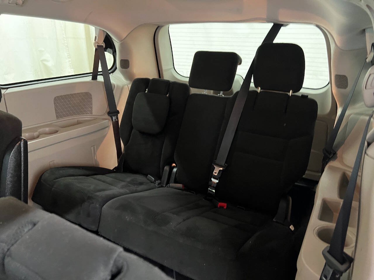 Used 2016 Dodge Grand Caravan SE w/ Quick Order Package 29E SE FWD image 10
