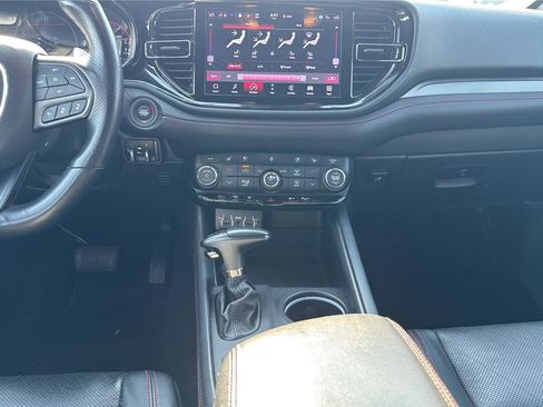 Certified 2024 Dodge Durango GT AWD/4WD image 9