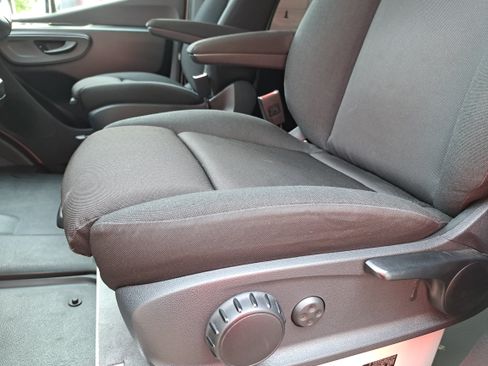 Used 2024 Mercedes-Benz eSprinter 170 Cargo image 30