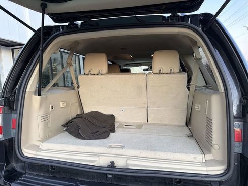 Used 2017 Lincoln Navigator L Reserve image 22