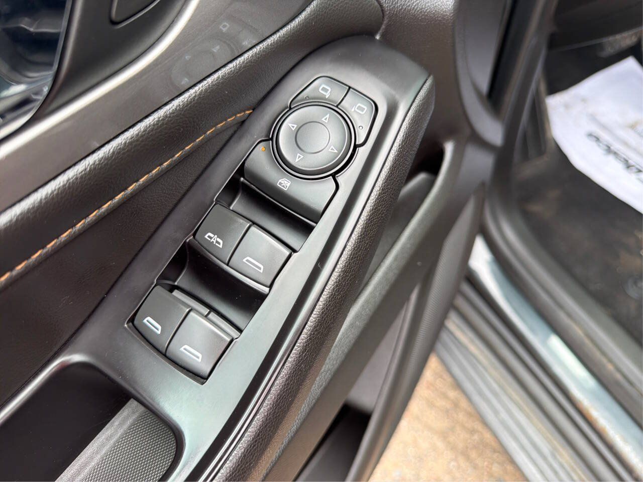 Used 2018 Chevrolet Traverse LT w/ LPO, 'HIT The Road' Package FWD image 30