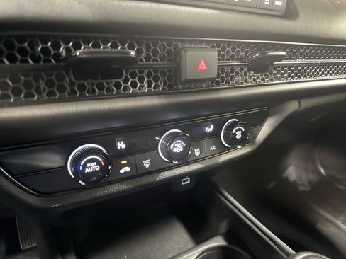 Used 2023 Honda HR-V LX image 26