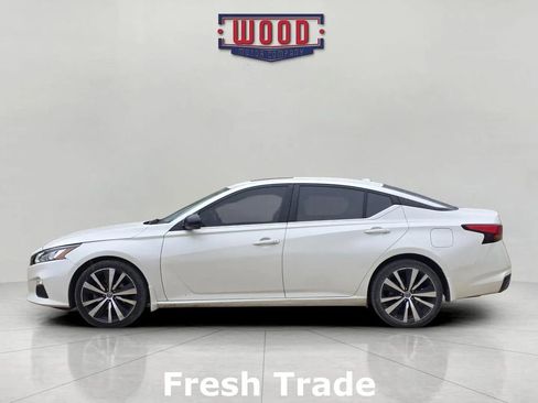 Used 2020 Nissan Altima 2.5 SR w/ Premium Package image 4
