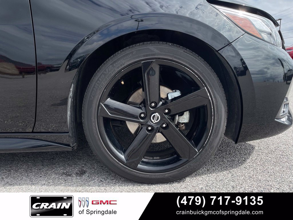 Used 2022 Nissan Sentra SR w/ Midnight Edition FWD image 28