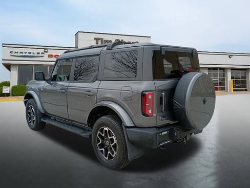 Used 2023 Ford Bronco Outer Banks image 3
