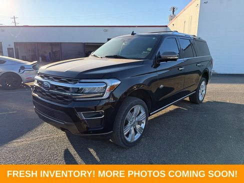 Used 2022 Ford Expedition Max King Ranch image 3
