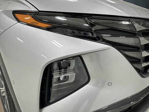 Certified 2023 Hyundai Tucson Limited FWD image 12
