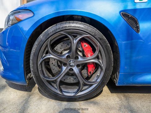 Used 2020 Alfa Romeo Giulia Quadrifoglio w/ Nero Edizione image 44