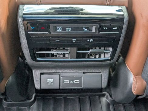 Certified 2022 Acura MDX SH-AWD w/ Technology Package image 19