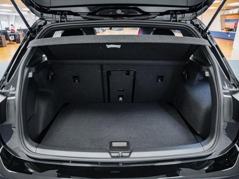 Used 2024 Volkswagen GTI Autobahn image 18