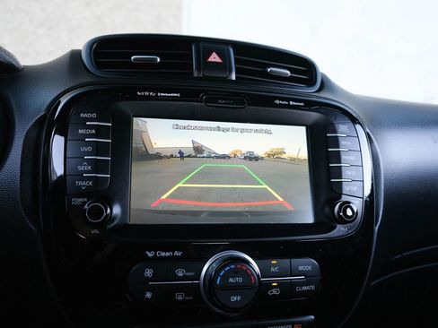 Used 2016 Kia Soul + w/ Tarmac Special Edition image 39